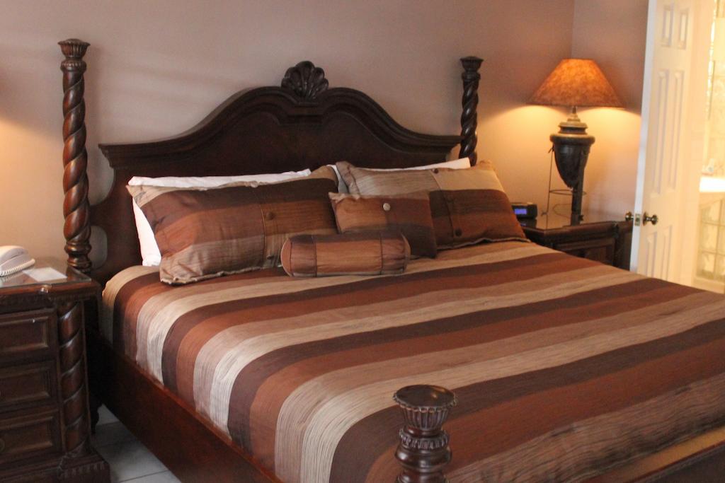 Coral Reef Guesthouse Fort Lauderdale Eksteriør billede
